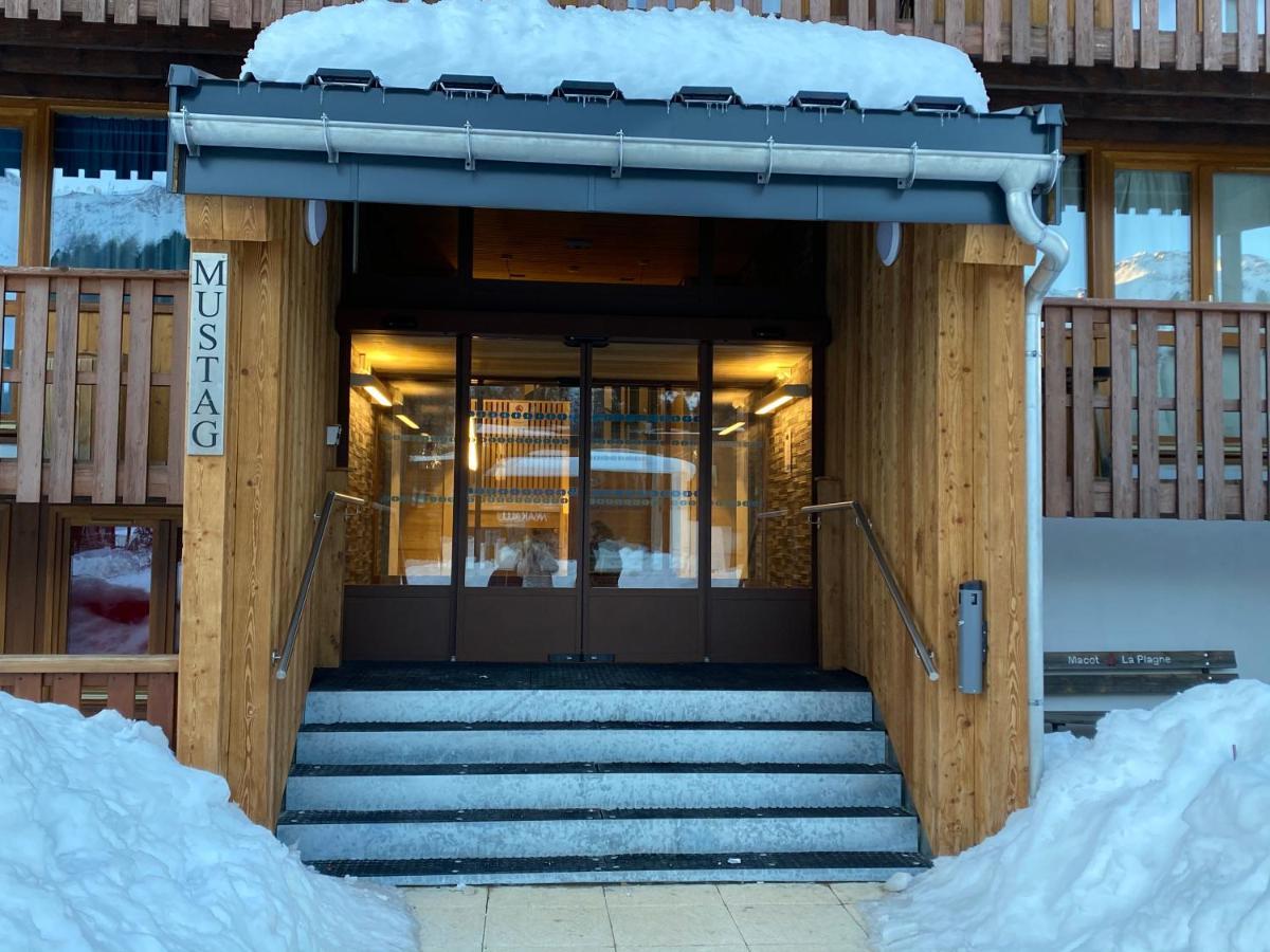 Plagne Centre - Immeuble Le Mustag - Wifi Apartment La Plagne Ngoại thất bức ảnh